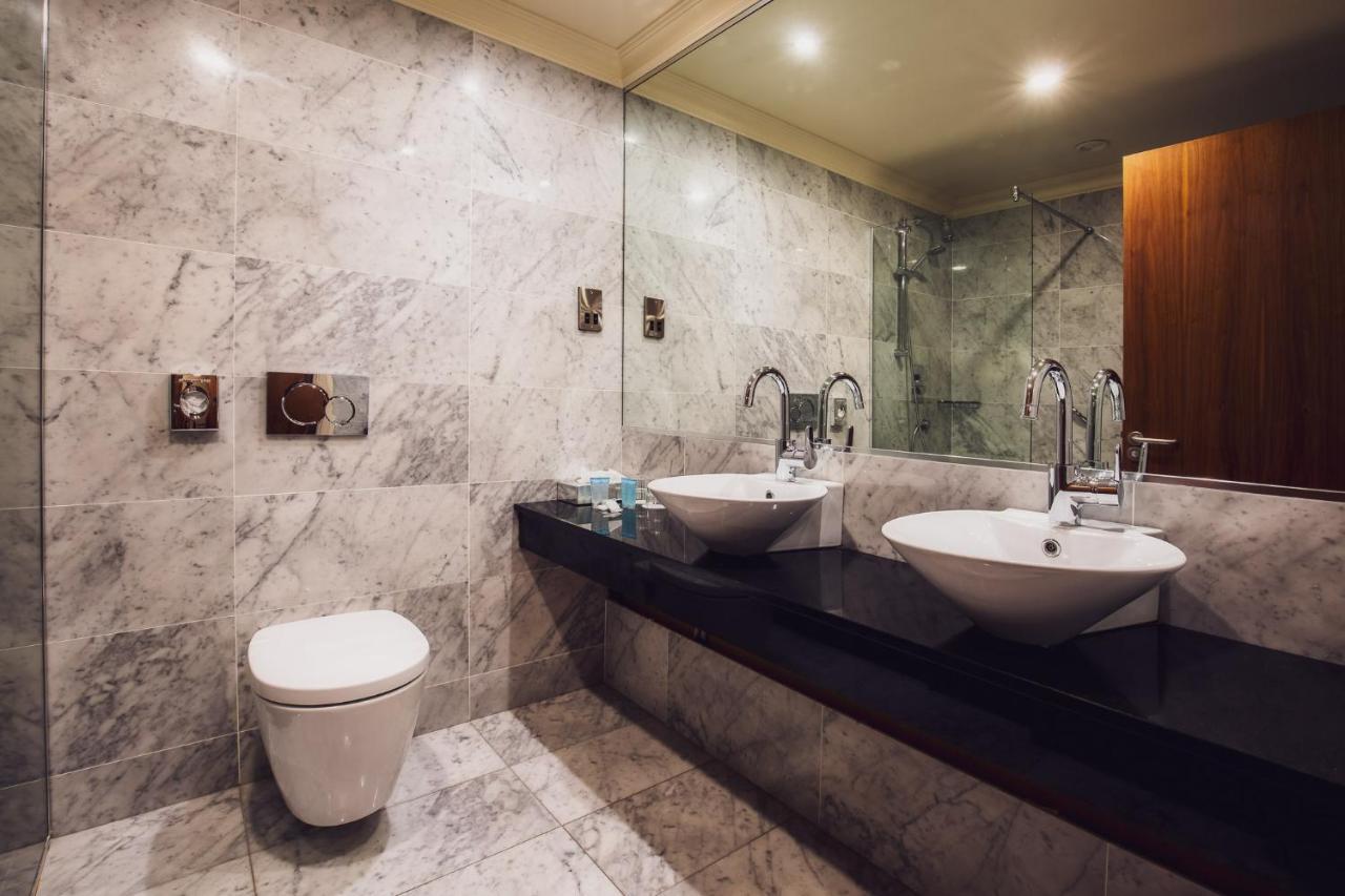 The Victoria Hotel Galway Esterno foto