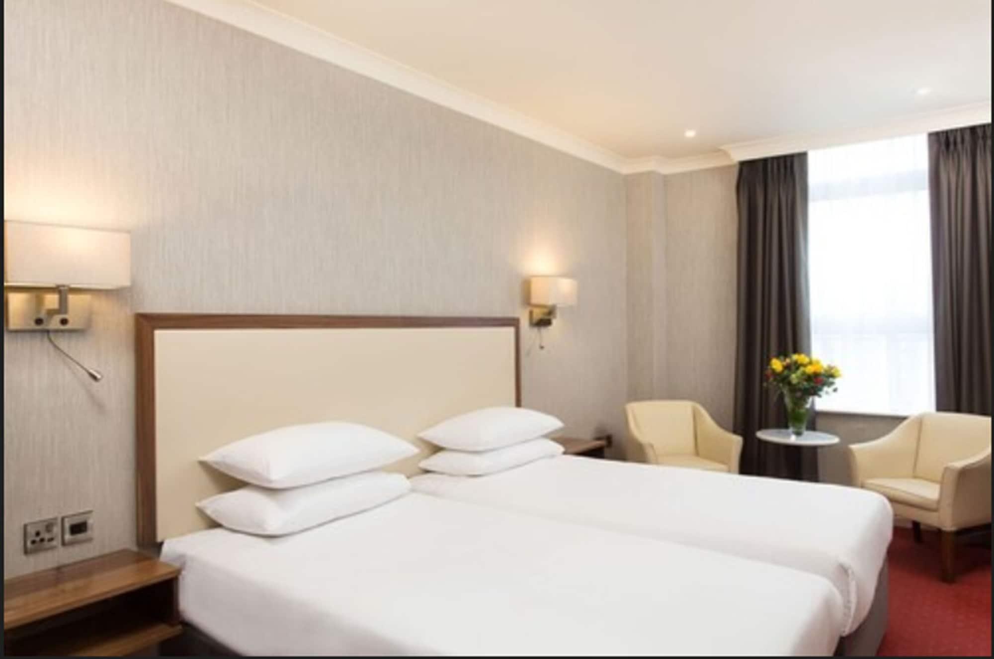 The Victoria Hotel Galway Esterno foto