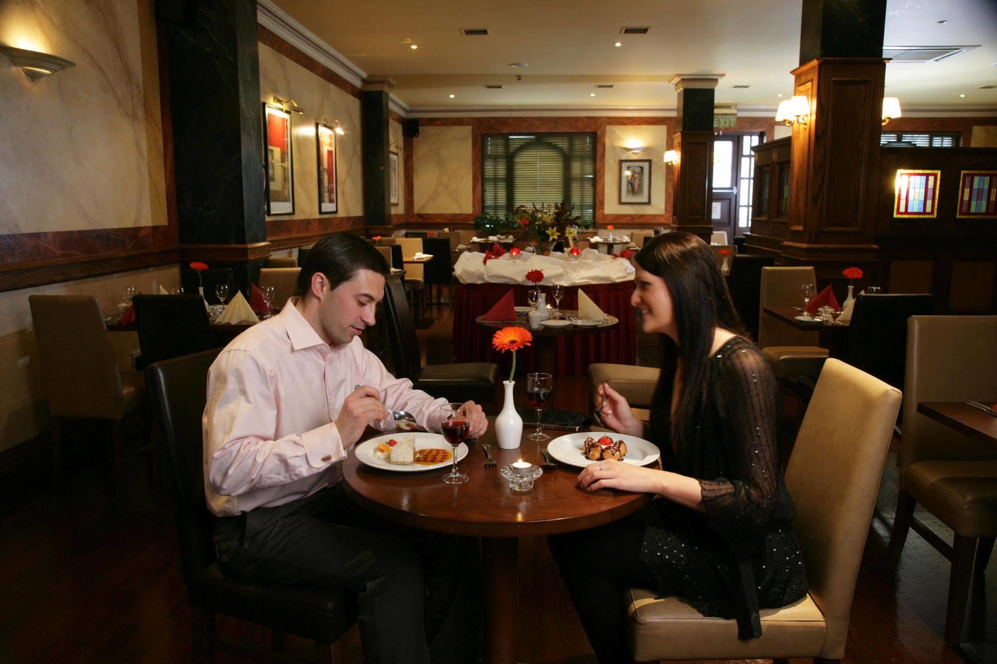 The Victoria Hotel Galway Esterno foto