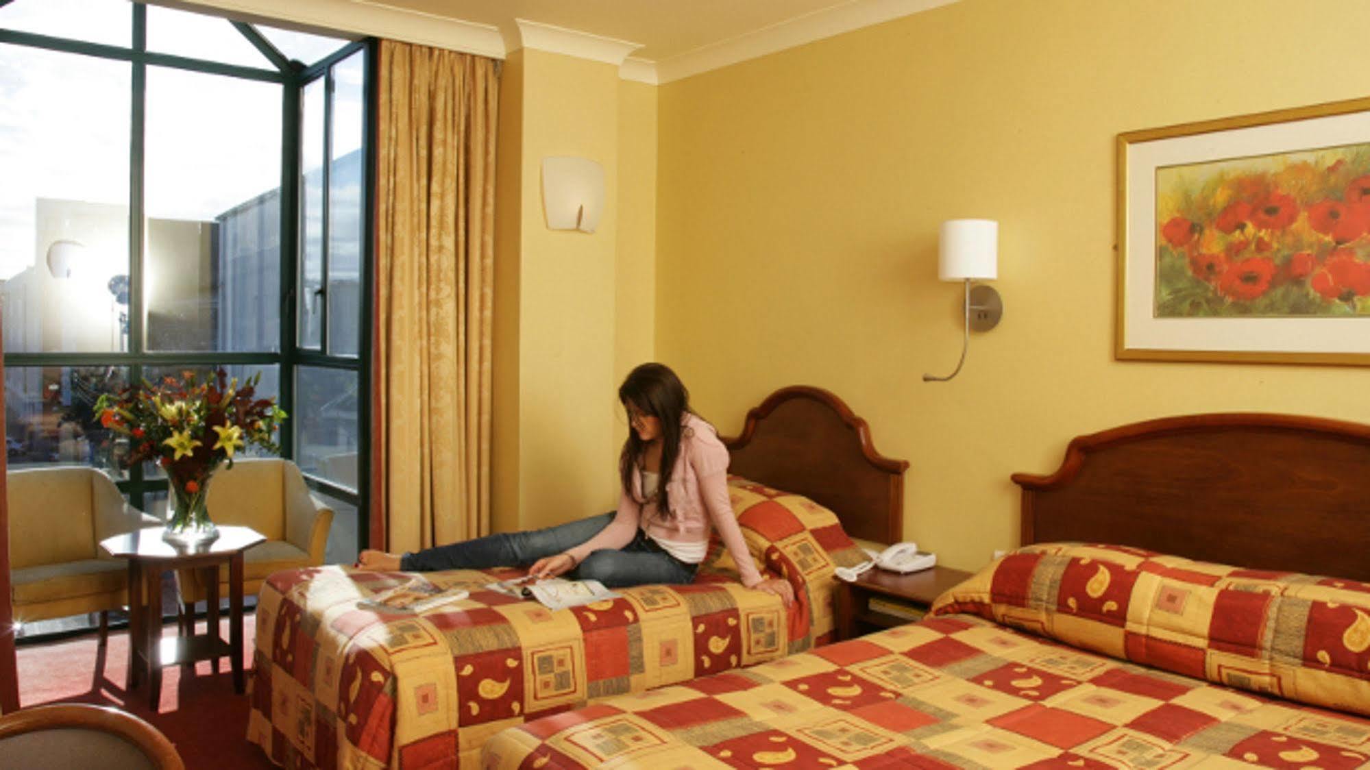 The Victoria Hotel Galway Esterno foto