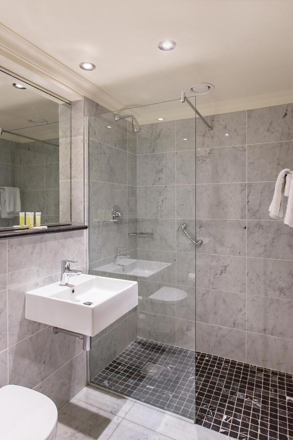 The Victoria Hotel Galway Esterno foto